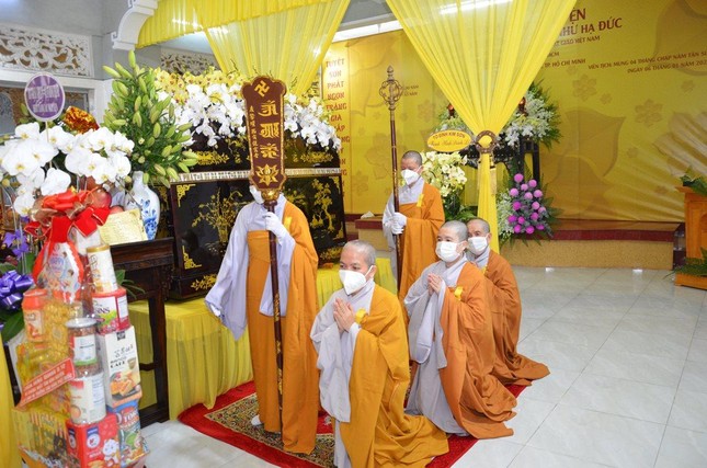 TP.HCM: Ban Trị sự Phật giáo quận Bình Thạnh viếng tang Ni trưởng Thích nữ Như Đức ảnh 13