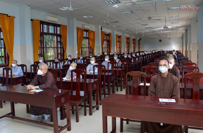 263 Tăng Ni dự thi tuyển vào khóa XVII Học viện Phật giáo VN tại TP.HCM  ảnh 9
