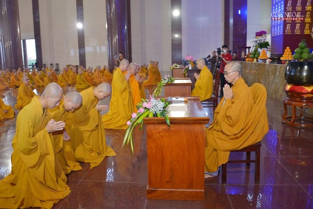 Trường hạ Học viện Phật giáo VN tại TP.HCM tổ chức lễ tác pháp Tự tứ, Vu lan  ảnh 18