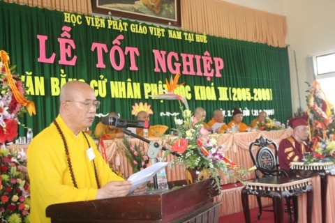Lễ tốt nghiệp khóa III Học viện Phật giáo Việt Nam tại Huế ảnh 26