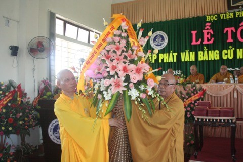 Lễ tốt nghiệp khóa III Học viện Phật giáo Việt Nam tại Huế ảnh 11