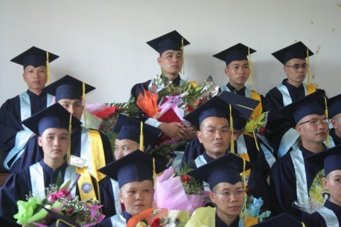 Lễ tốt nghiệp khóa III Học viện Phật giáo Việt Nam tại Huế ảnh 48