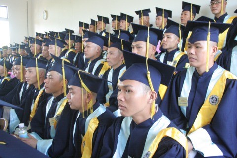 Lễ tốt nghiệp khóa III Học viện Phật giáo Việt Nam tại Huế ảnh 53