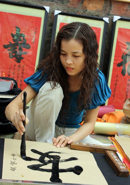 Hà Nội: Náo nức xin chữ “phố ông đồ” Văn Miếu ảnh 5