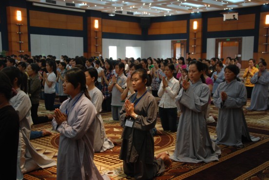 Hà Nội: Gần 500 thanh niên Phật tử tham dự Khóa tu "Một ngày an lạc" ảnh 35