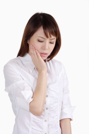 Lở miệng có phải do nóng trong người ? ảnh 1