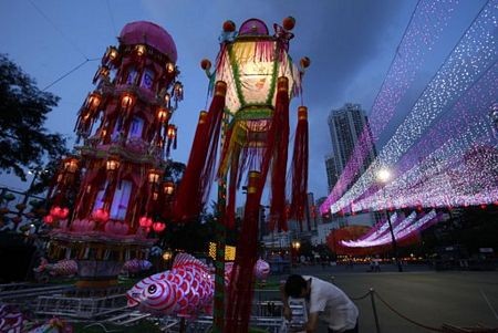 Châu Á nô nức đón mừng Tết Trung thu ảnh 1