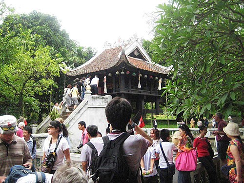 Gian nan “cứu” chùa Một Cột ảnh 1