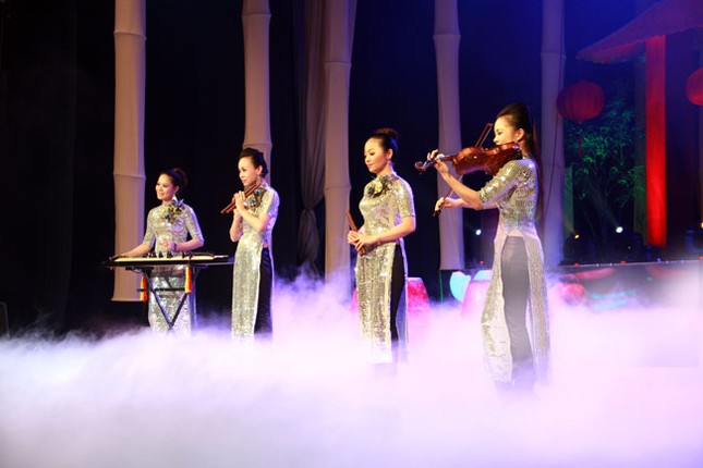 Chùm ảnh: Lung linh sắc màu Hương ca ba miền ảnh 105