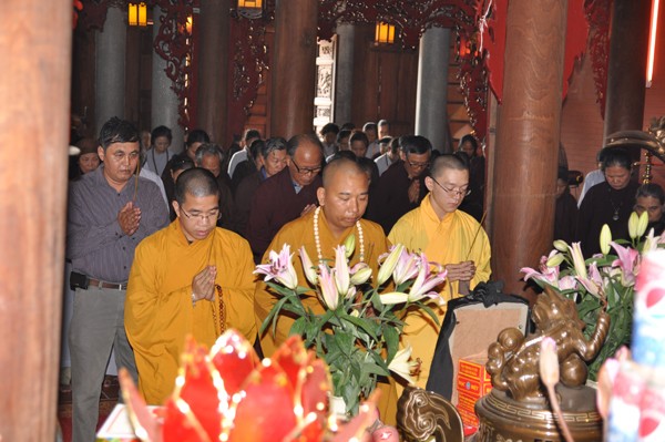 tuong niem 2.jpg