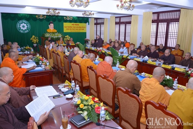 hoi nghi.jpg
