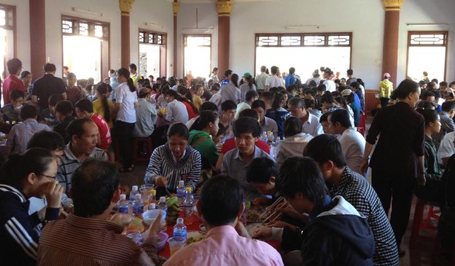 anh chay di thi.jpg