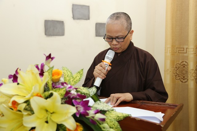 tay ho 3.jpg