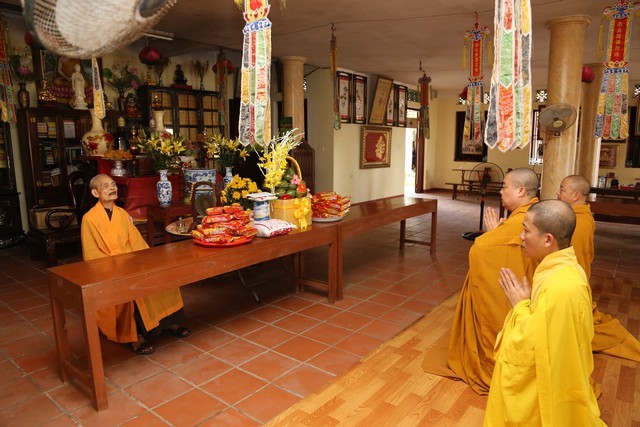 hoangtuan.jpg