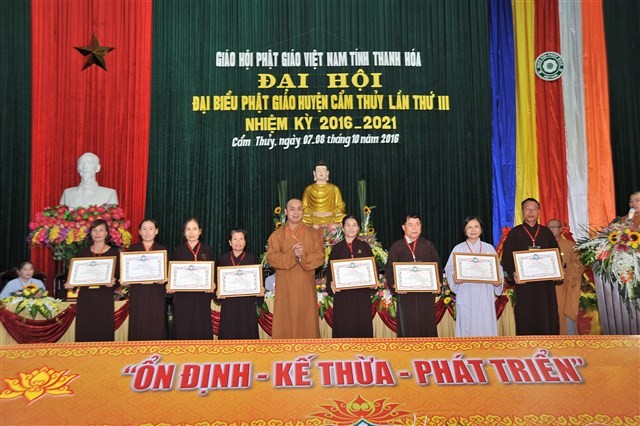 camthuy 1.jpg