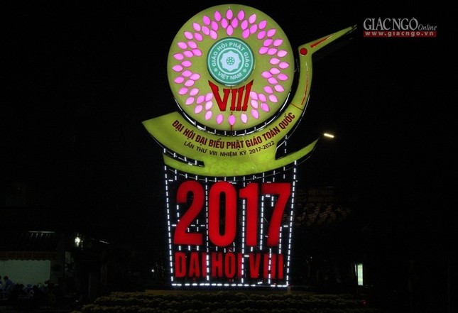 bieu trung.jpg
