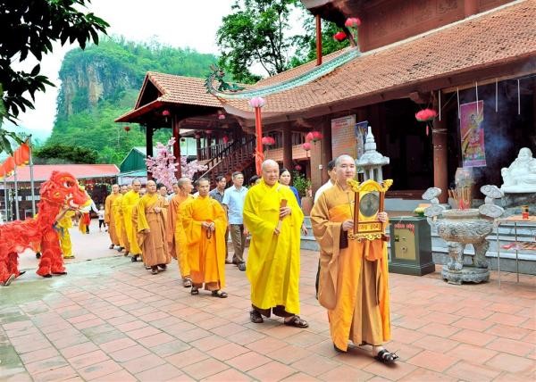cong-bo-quyet-dinh-thanh-lap-bts-ghpgvn-huyen-quan-hoa-21.jpg