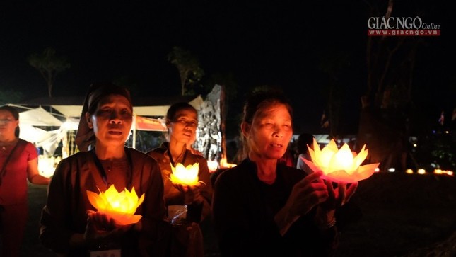 1vgiang18.jpg