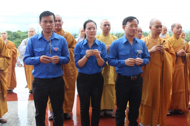 nthuan 2.jpg