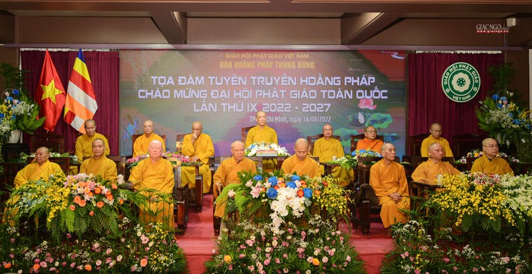 Tọa đàm tuyên truyền hoằng pháp chào mừng Đại hội đại biểu Phật giáo toàn quốc lần thứ IX