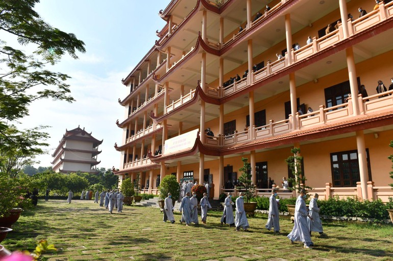 Thí sinh tham dự kỳ thi tuyển sinh cử nhân khóa XV tại cơ sở I Học viện Phật giáo VN tại TP.HCM