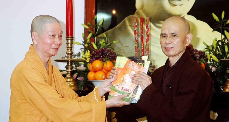 Hòa thượng Thích Trí Quảng với Thiền sư Thích Nhất Hạnh