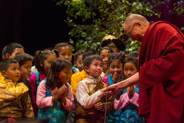 Năm mới, suy ngẫm về lời khuyên của Đức Dalai Lama