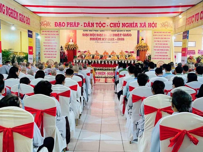 Ban Trị sự GHPGVN quận Ô Môn đã tổ chức Đại hội đại biểu Phật giáo quận Ô Môn nhiệm kỳ 2021-2026