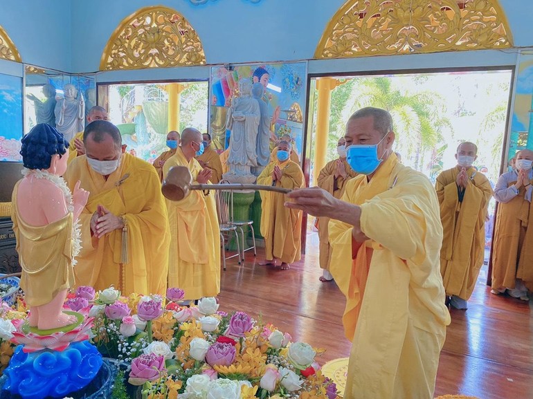 Ban Trị sự Phật giáo huyện Châu Thành tổ chức Đại lễ Phật Đản Phật lịch 2565 tại chùa Hội Tôn
