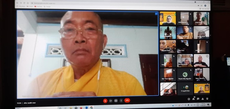 Hòa thượng Thích Minh Nhật, Trưởng ban Trị sự GHPGVN tỉnh Bình Thuận chủ trì hội nghị trực tuyến