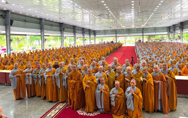 Đoàn Phân ban Ni giới TP.HCM tại Học viện Phật giáo VN tại TP.HCM - cơ sở xã Lê Minh Xuân