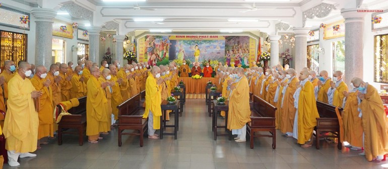 Phật giáo quận Gò Vấp trang nghiêm khai giảng khóa An cư kiết hạ Phật lịch 2566 tại chùa Huỳnh Kim