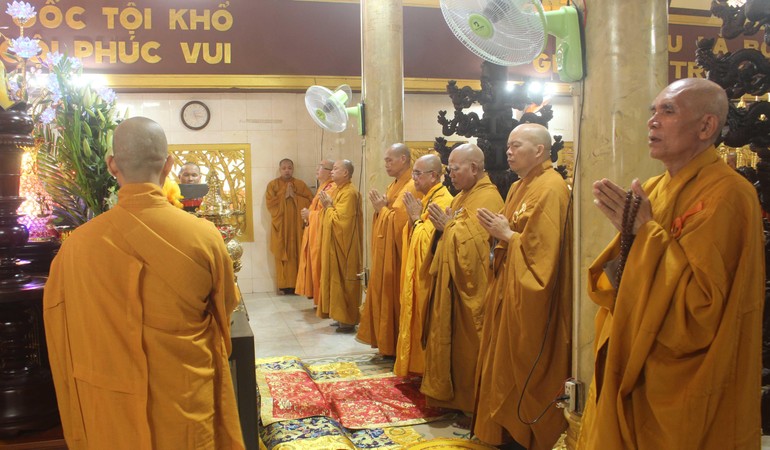 Khóa lễ diễn ra tại chùa Quảng Đức 