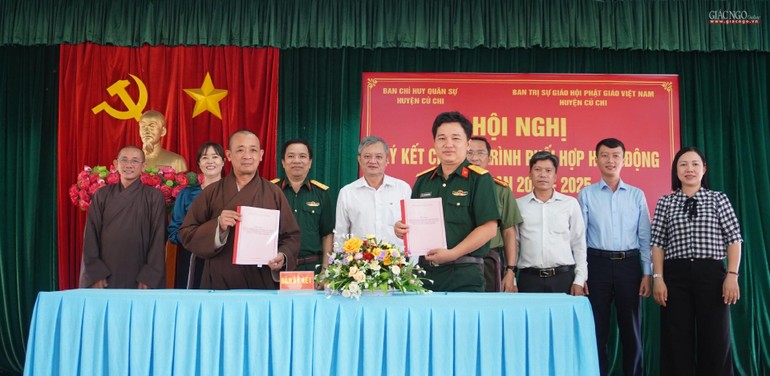 Ban Trị sự GHPGVN huyện Củ Chi ký kết phối hợp hoạt động với Ban Chỉ huy Quân sự huyện vào sáng 7-6