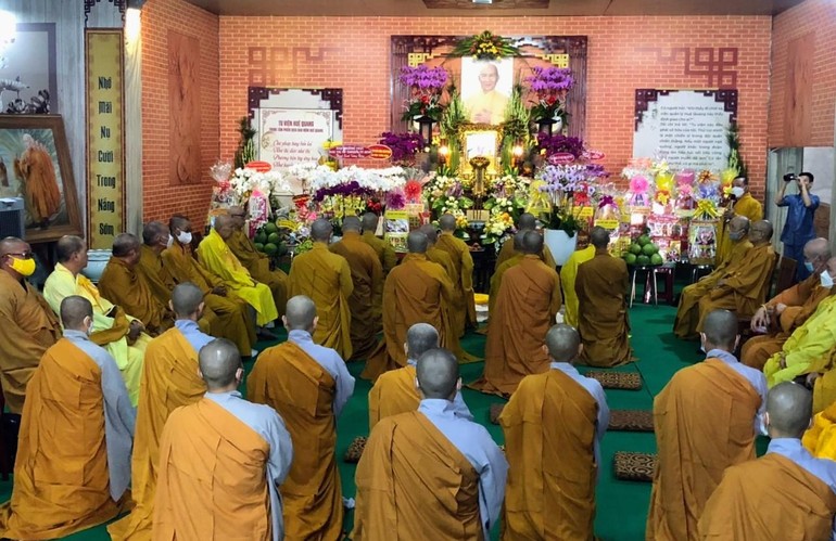 Lễ tưởng niệm Hòa thượng khai sơn tu viện Huệ Quang diễn ra trang nghiêm 