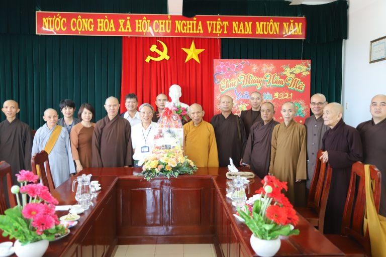 Ban Trị sự GHPGVN tỉnh Phú Yên thăm và chúc tết các ban ngành