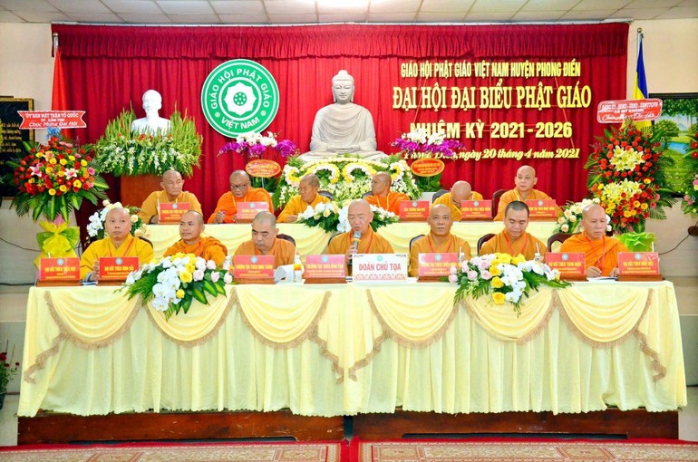 Chư tôn đức Chứng minh, Chủ tọa đoàn Đại hội đại biểu Phật giáo huyện Phong Điền nhiệm kỳ 2021-2026