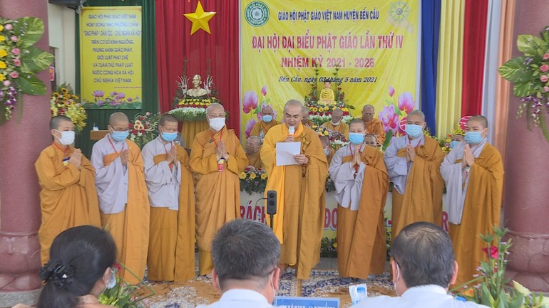 Tân Ban Trị sự Phật giáo huyện Bến Cầu nhiệm kỳ 2021 - 2026 ra mắt đại hội