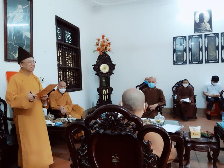 Hòa thượng Thích Thanh Quyết chủ trì phiên họp Ban Trị sự Phật giáo tỉnh Hà Nam, sáng 17-5