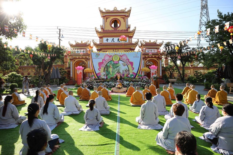Đại lễ Phật đản Phật lịch 2565 tại chùa Thiên Quang