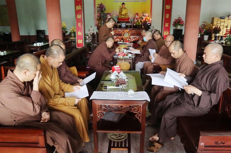 Toàn cảnh kỳ họp Ban Thường trực Ban Trị sự Phật giáo tỉnh Thái Bình sáng 3-10