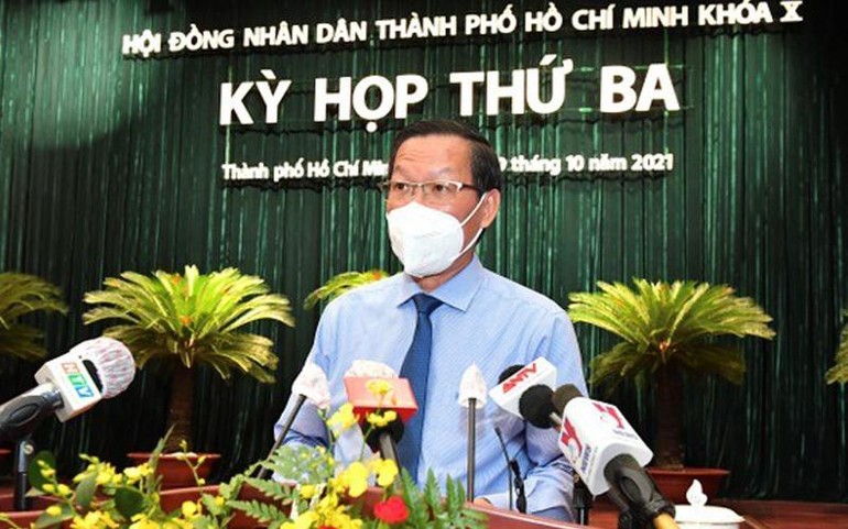Chủ tịch UBND TP.HCM Phan Văn Mãi phát biểu tại phiên thảo luận - Ảnh: Việt Dũng