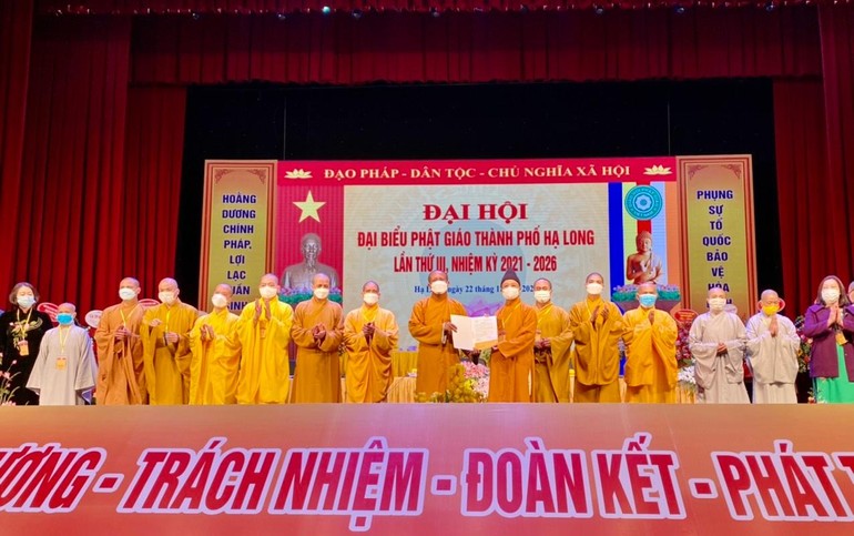 Tân Ban Trị sự Phật giáo TP.Hạ Long nhiệm kỳ 2021-2026 ra mắt đại hội