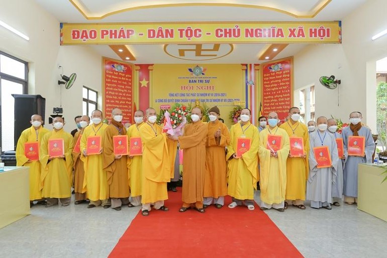 Tân Ban Trị sự Phật giáo huyện Núi Thành, nhiệm kỳ 2021-2026 nhận quyết định chuẩn y nhân sự