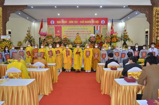 Tân Ban Trị sự Phật giáo quận Liên Chiểu, nhiệm kỳ 2021-2026 nhận quyết định chuẩn y nhân sự