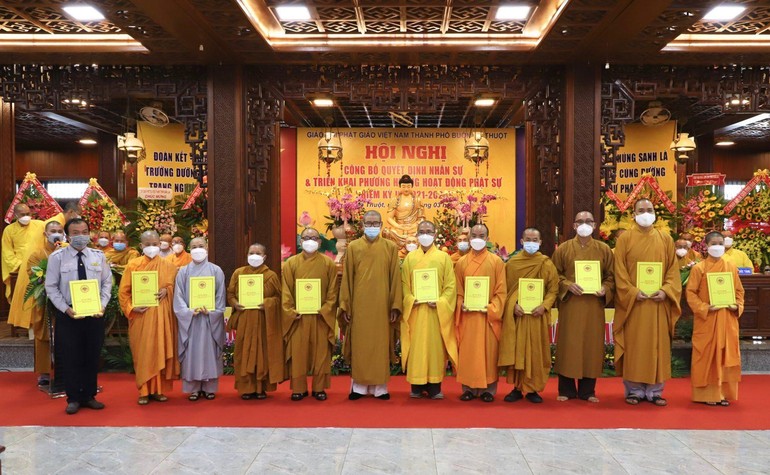 Ban Trị sự Phật giáo TP.Buôn Ma Thuột nhận quyết định chuẩn y nhân sự nhiệm kỳ II (2021-2026)