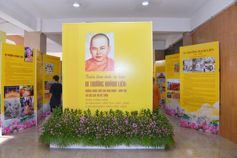 Triễn lãm ảnh nhân dịp tưởng niệm 35 năm ngày mất và 100 năm ngày sinh của cố Ni trưởng Huỳnh Liên