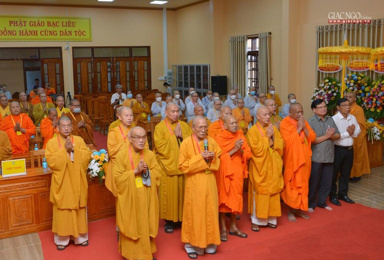 Niệm Phật cầu gia hộ trước khi tiến hành phiên trù bị đại hội
