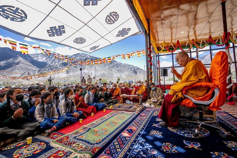 Đức Dalai Lama thuyết giảng cho thanh thiếu niên tại Zanskar, Ladakh