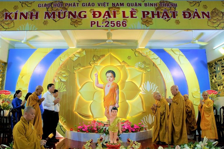 Đại lễ Phật đản quận Bình Thạnh tổ chức tại chùa Dược Sư